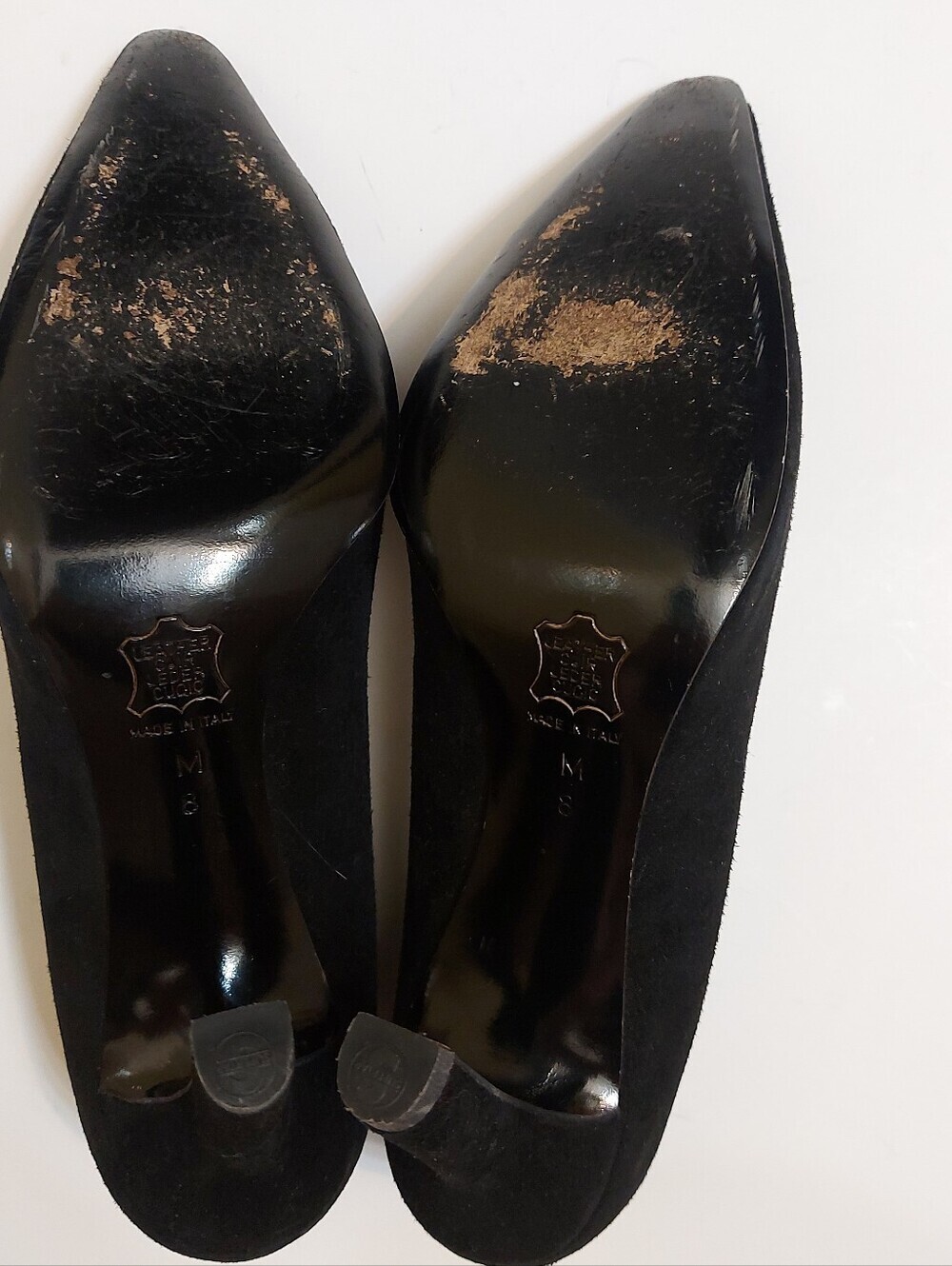 Yves Saint Laurent (YSL)Black suede pumps with a red leather insole, size 8 - Picture 10 of 11
